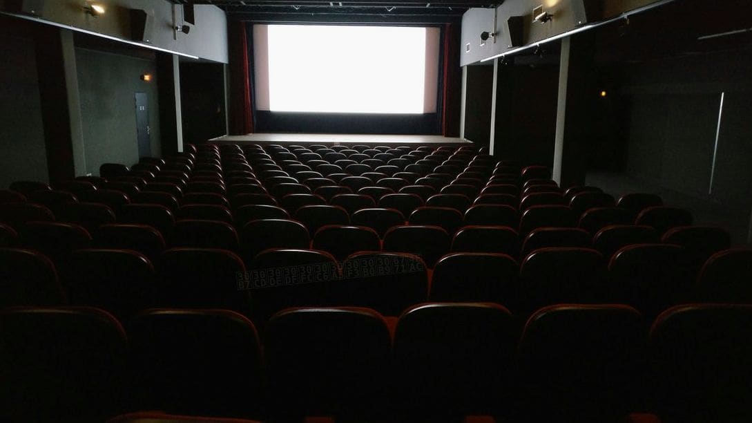 会場選びは、映画だけでなく話しやすさも見ています
